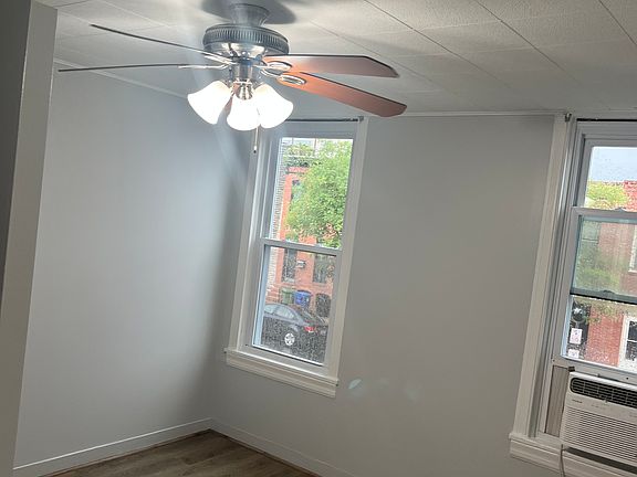 3rd image of 2535 Fleet St APT 2