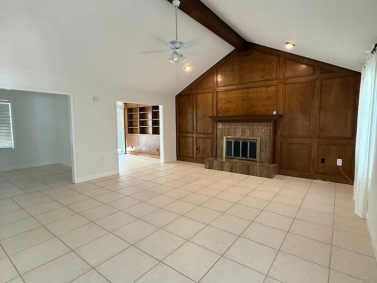 50 Emory St — Photo 8