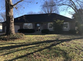 2460 S McCann Ave, Springfield, MO 65804