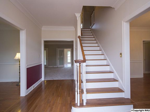2nd image of 706 Liberty Cir SE