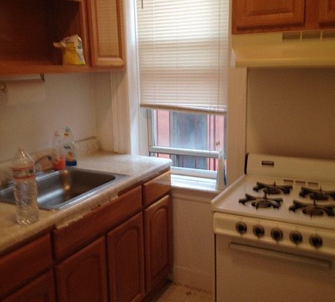 2nd image of 2827 37th St #16