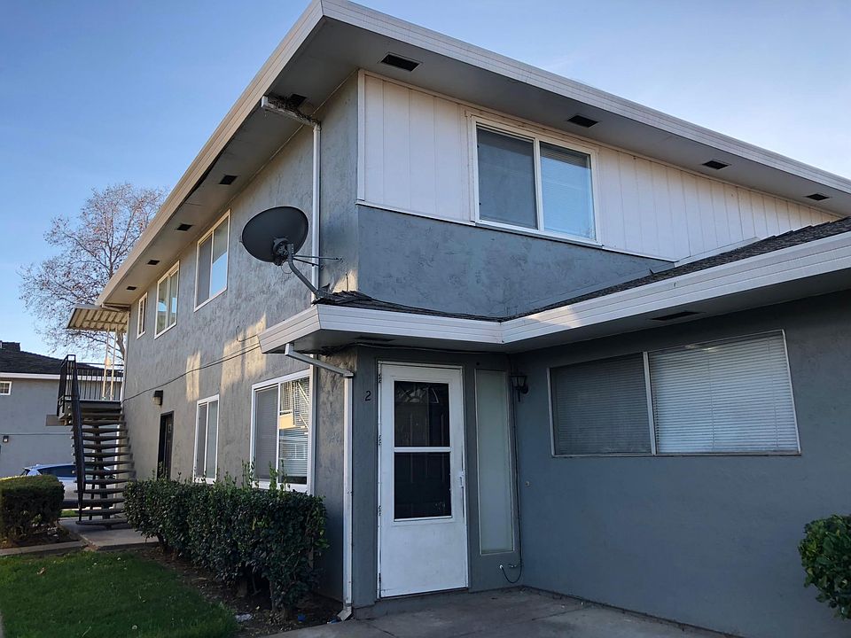1st image of 196 Coy Dr APT 2