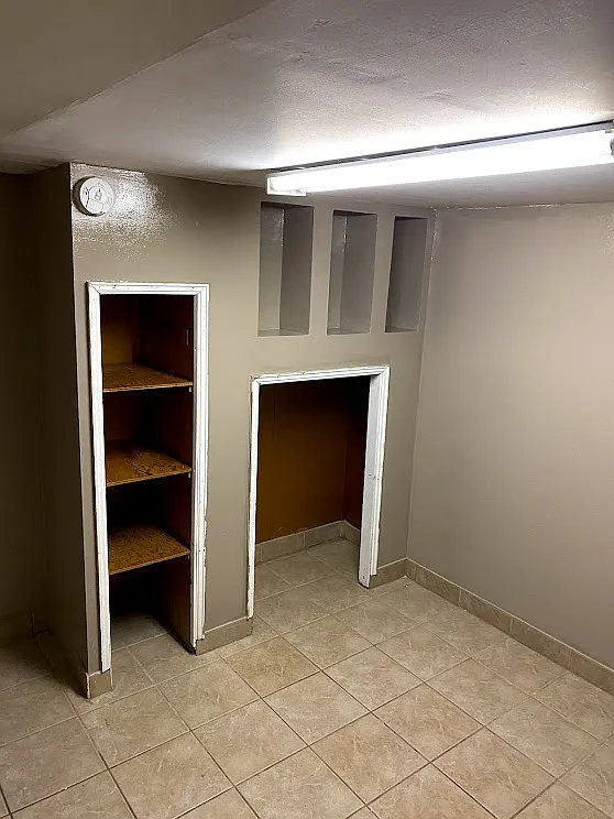 3 bed, $1,700 — Photo 2
