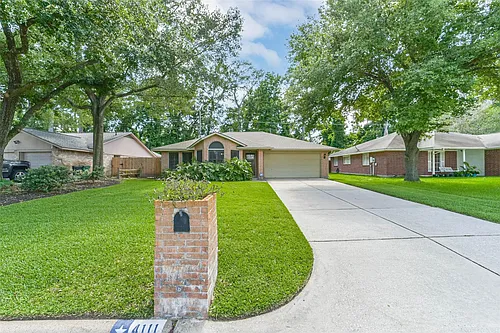 4111 Hermitage Hollow Ln Photo 1