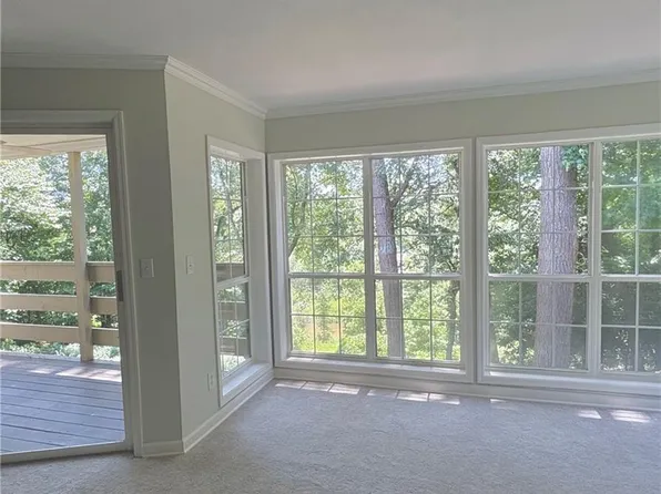 1308 Riverview Dr SE, Marietta, GA 30067
