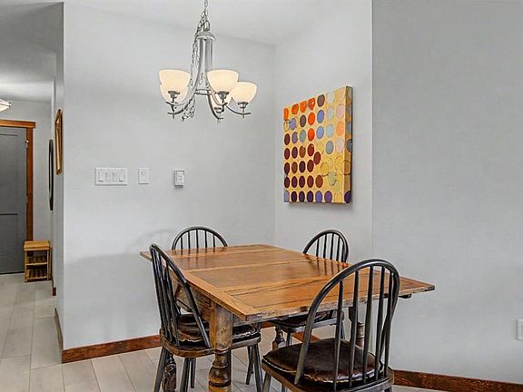3rd image of 1002 S 8th Ave #314