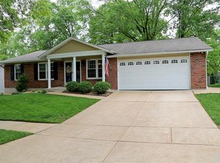 5527 Windford Dr, Saint Louis, MO 63129