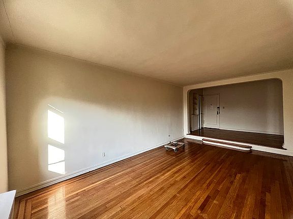 2nd image of 11215 72nd Rd APT 206