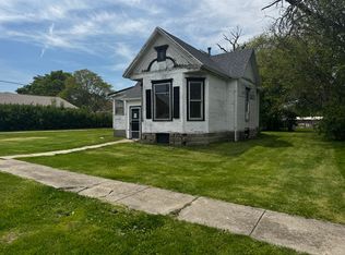 10 N 3rd St, Chatsworth, IL 60921