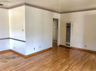 4918 Coliseum St APT 8, Los Angeles, CA 90016