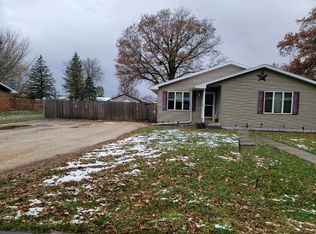 1815 3rd Ave, Sterling, IL 61081