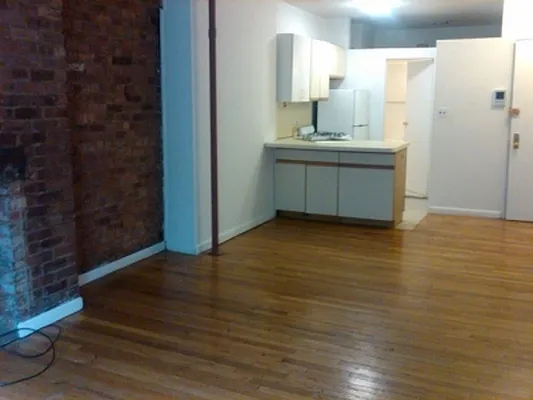 Rented by Citi Habitats | media 27