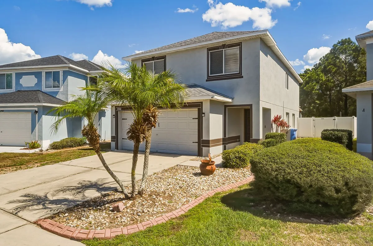 Building Photo - 12962 Fennway Ridge Dr
