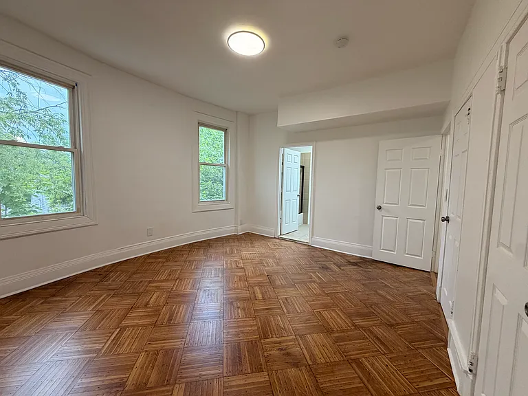 44-46 Farley Ave #2 — Photo 23