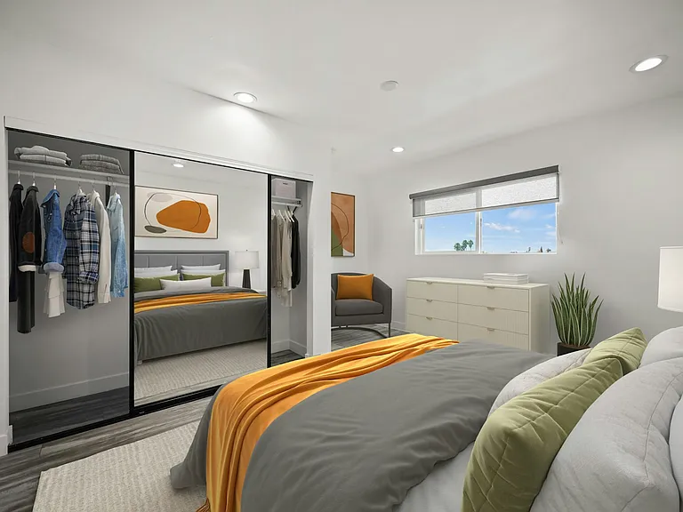 451 Coronado Ter #4 — Photo 11