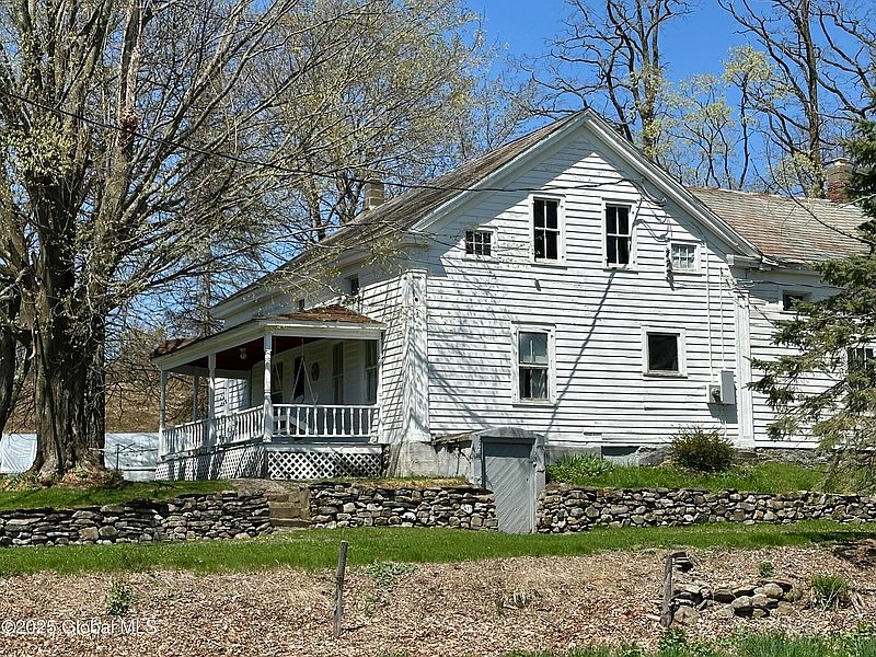 3rd image of 163 Warnick Road