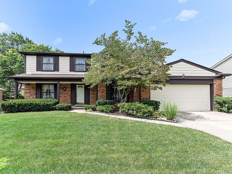 1st image of 17899 Country Club Dr