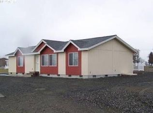 901 Barton Loop, Umatilla, OR 97882