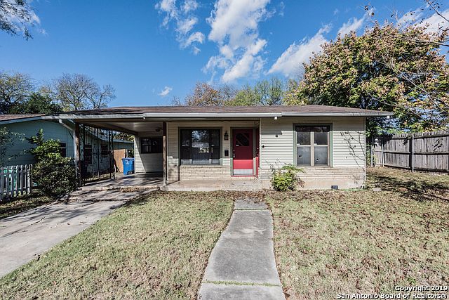 1st image of 211 Quentin Dr