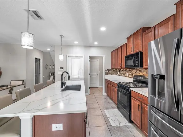 9607 Channing Hill Dr, Ruskin, FL 33573