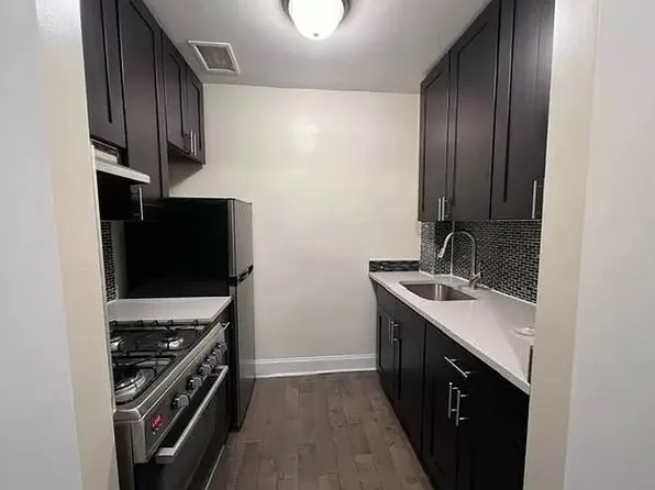 390 E 21st St APT 3C, Brooklyn, NY 11226