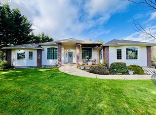 101 Stengar Ln, Roseburg, OR 97471
