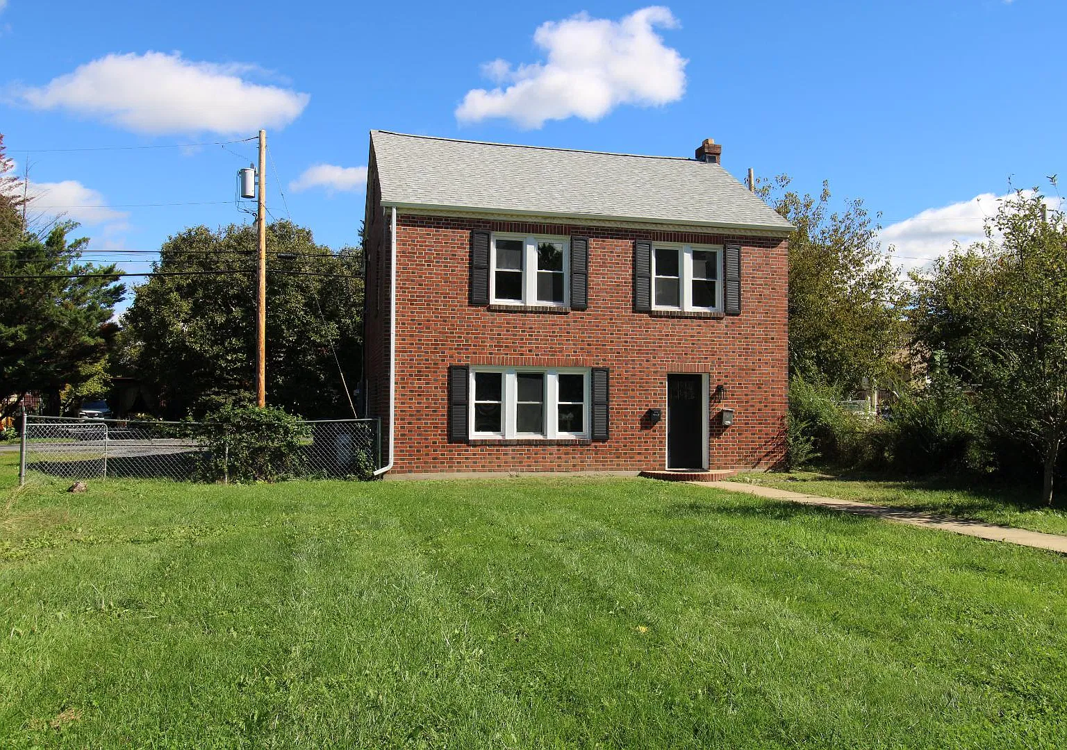 415 Virginia Avenue - Unit A — Photo 3