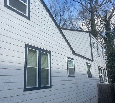 3rd image of 1440 Westmont Rd SW