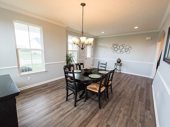 4th image of 4482 Eagleridge Ln