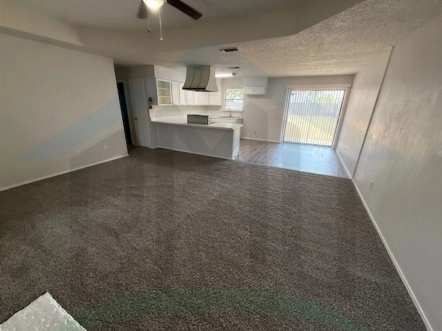 Available Now Nice 2-Bed, 2-Bath Half Duplex In Mansfield — Photo 3