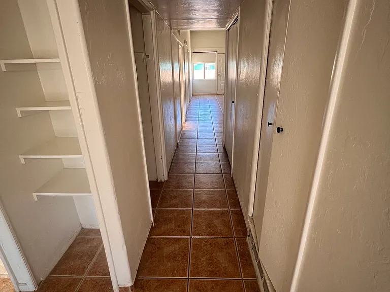 926 W Wedwick St — Photo 15