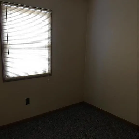 1322 Virginia Ave — Photo 9