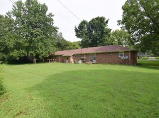 142 Hadley Dr APT 3, Clarksville, TN 37042