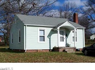814 Dana Pl, Greensboro, NC 27406