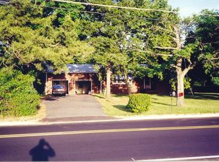 582 Beckett Rd, Logan Township, NJ 08085