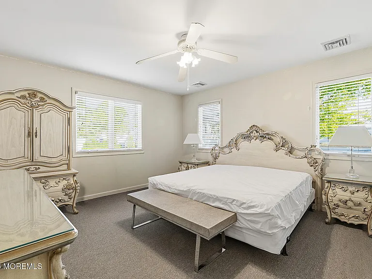 3 Cypress Ave — Photo 21