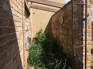 10126 Emnora Ln, Houston, TX 77080