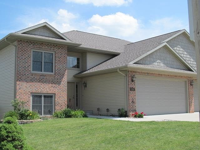 1st image of 118 Evergreen Ln #19