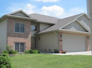 118 Evergreen Ln #19, Beaver Dam, WI 53916