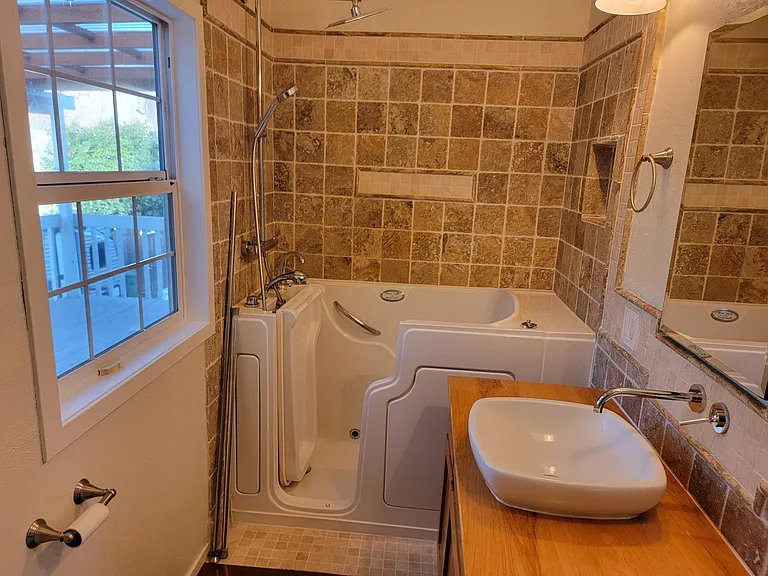 8385 SW Avery St #101 — Photo 21