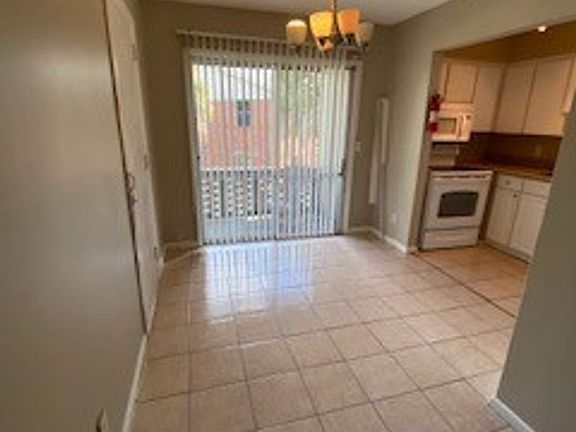 3rd image of 3050 Belden St #4898035