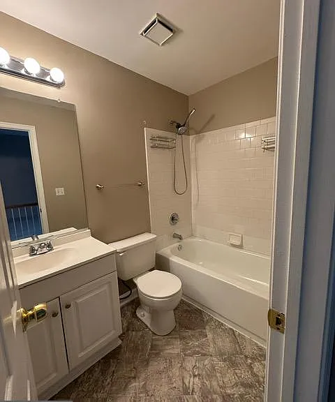 2459 Wentworth Dr — Photo 40