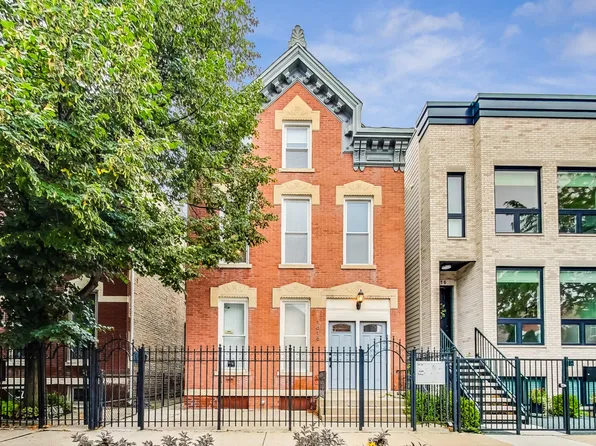 1818 W Superior St APT 2R, Chicago, IL 60622