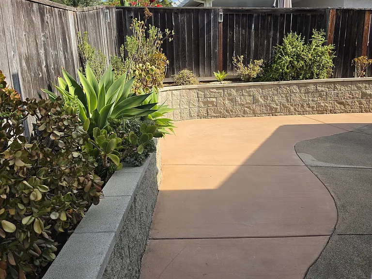 2361 Valley View Pl — Photo 8