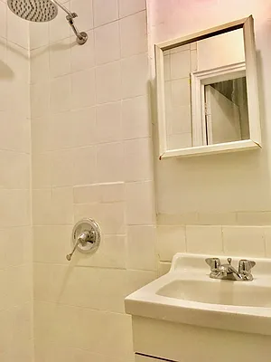 Rented by (LEGACY NOT ACTIVE) DiGiulio Group Real Estate, LLC | media 4