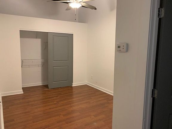 4th image of 209-211 W Pike St #1D
