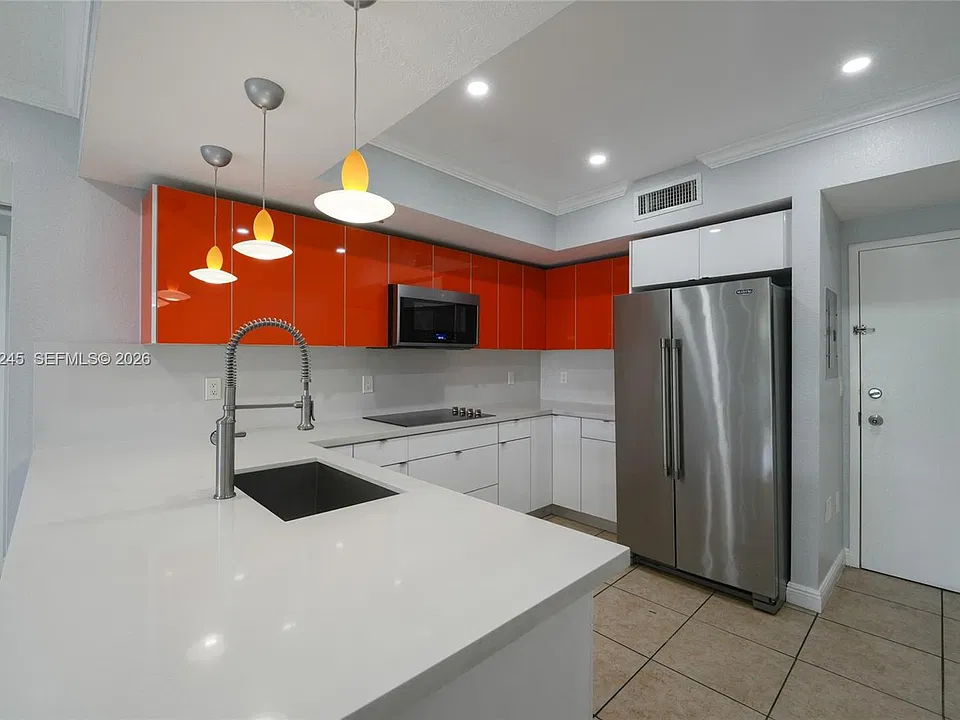 208 NW 47th Ave #203