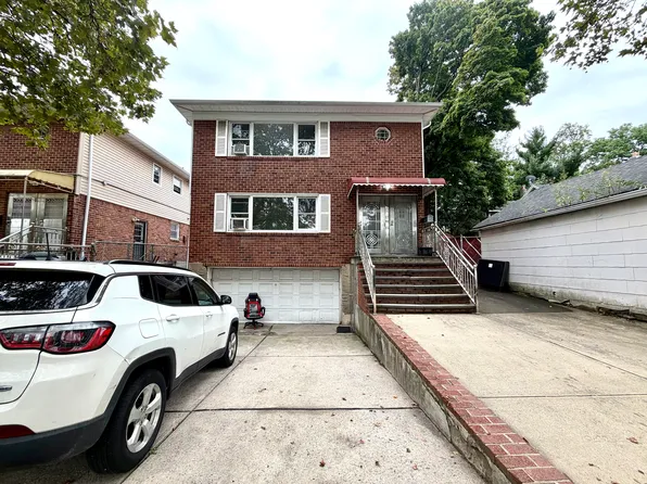 17012 Grand Central Pkwy, Jamaica, NY 11432
