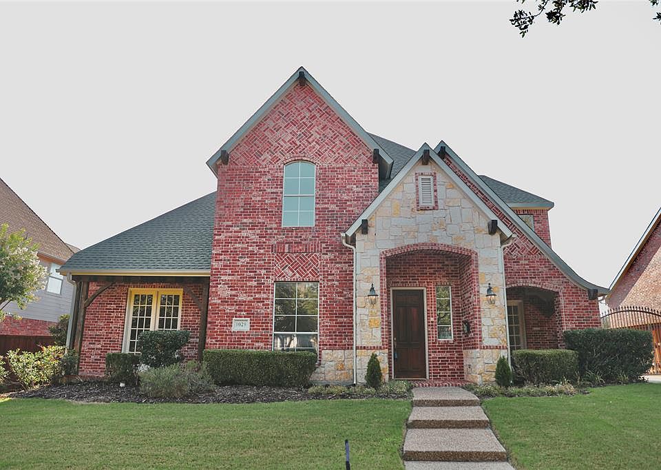 1st image of 1029 Sir Lancelot Cir