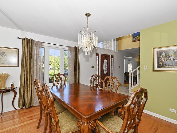 5th image of 17305 Windsor Ct